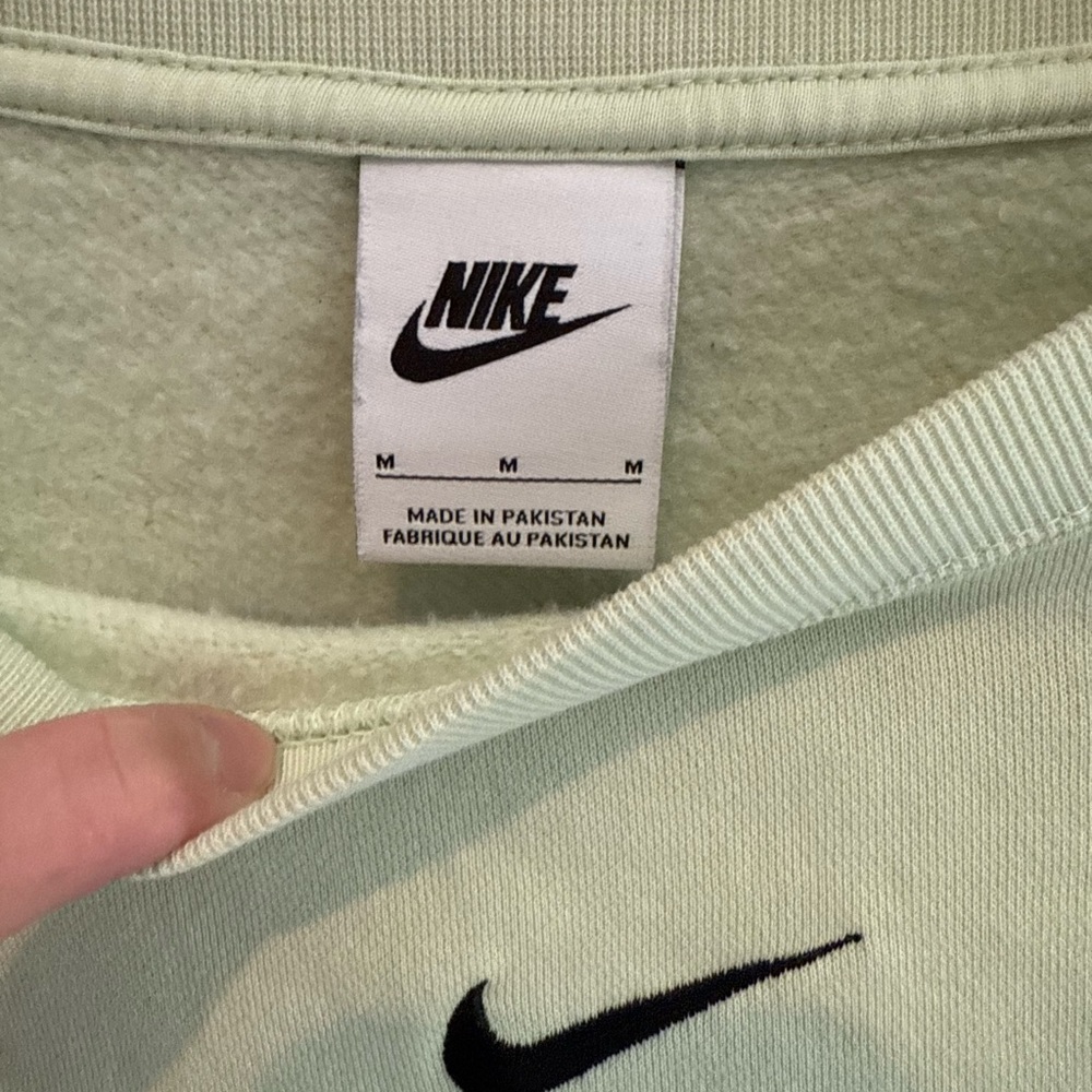 Women's Light Green Nike Sportswear‎ Phoenix Fleece - Picture 2 of 4